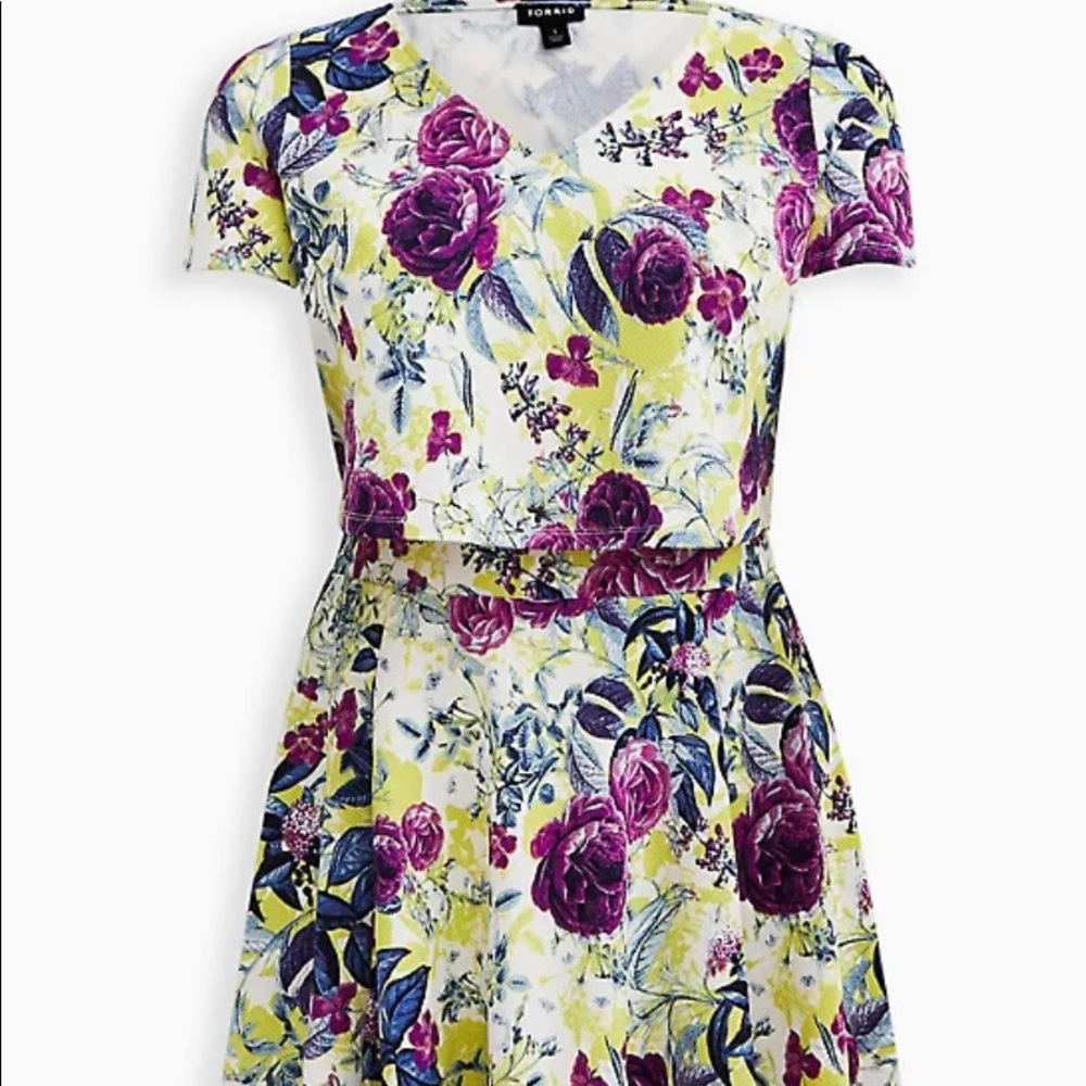 NWT Torrid Skater Mini Dress Set. Size 2 (18/20)